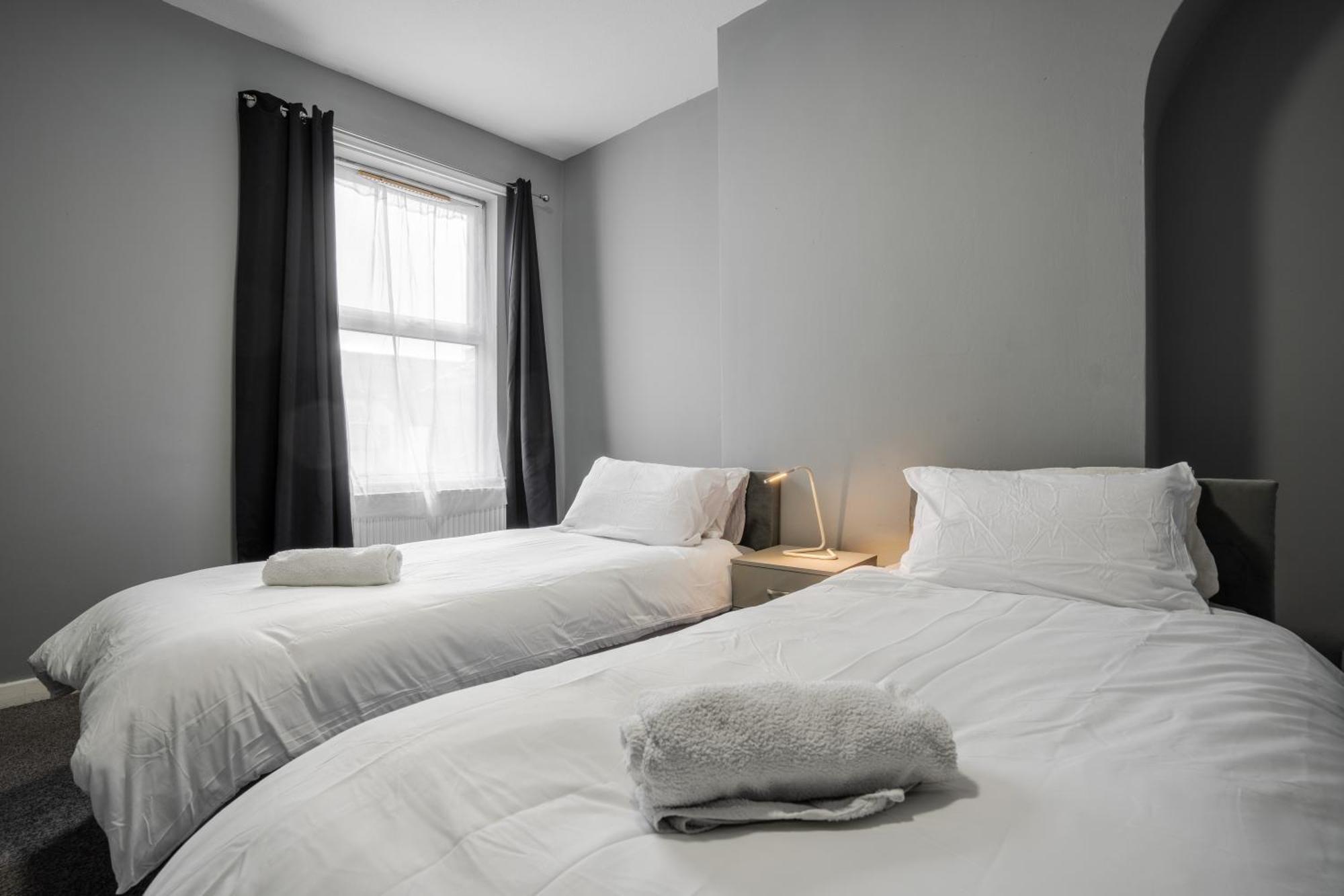Appartamento Serviced By Tomla- Free Parking