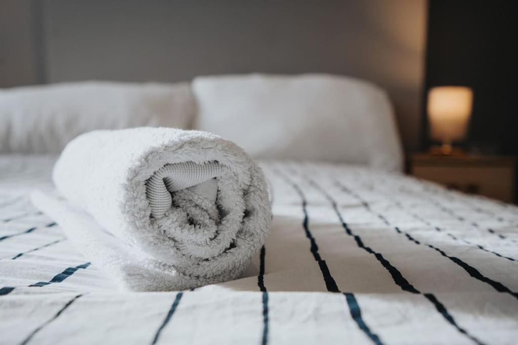 Serviced By Tomla- Free Parking * Liverpool